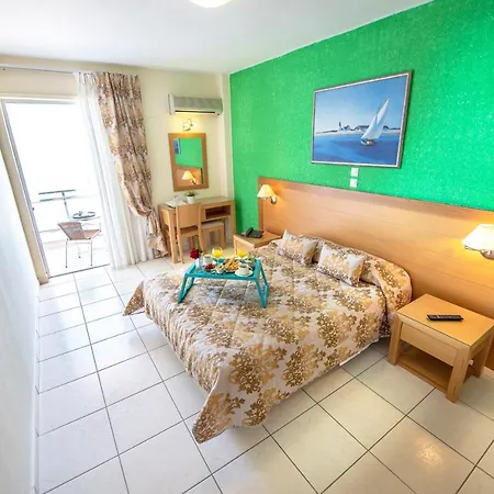 Hotel Avra