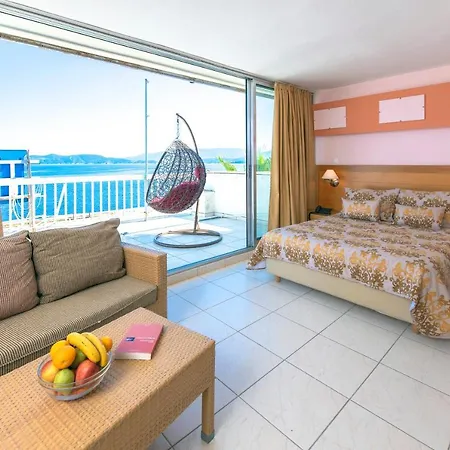 Avra Hotel Méthana