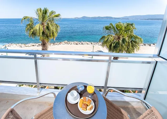 阿夫拉酒店 酒店